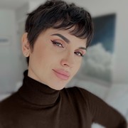 Veronika Ulanova on My World.